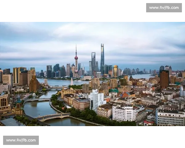 万众瞩目之下新时代发展蓝图与全民期待的历史交汇时刻共同开启新篇章